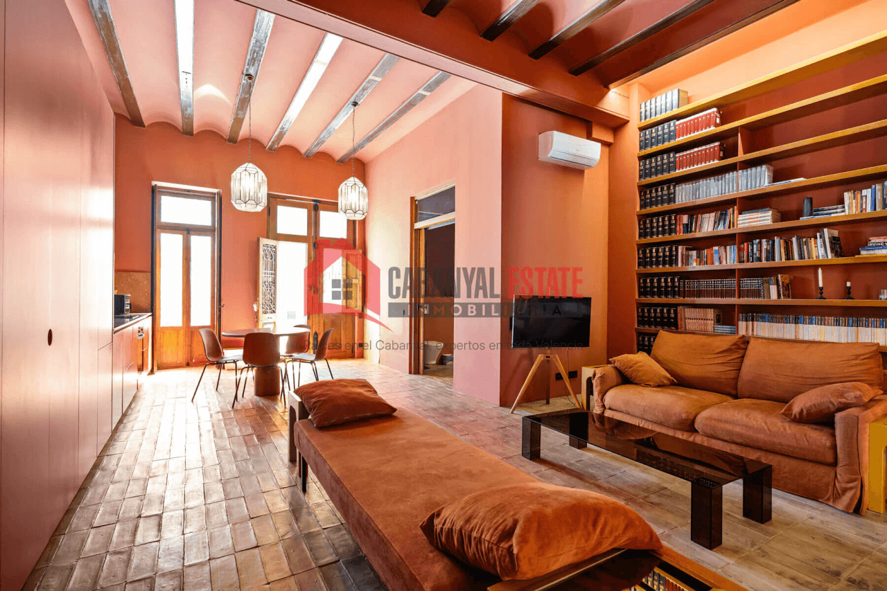 Diseño, historia y ubicación prime: joya reformada en el corazón del Cabanyal