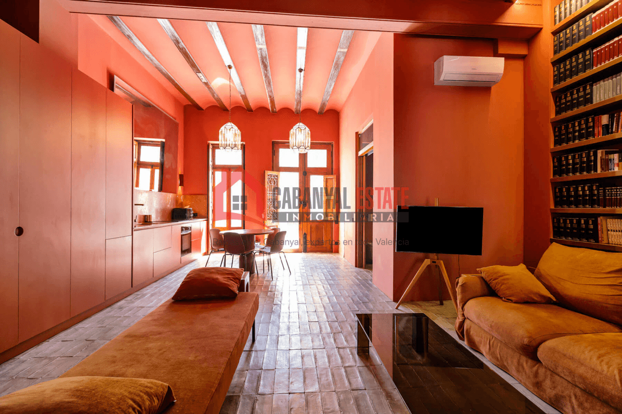 Diseño, historia y ubicación prime: joya reformada en el corazón del Cabanyal