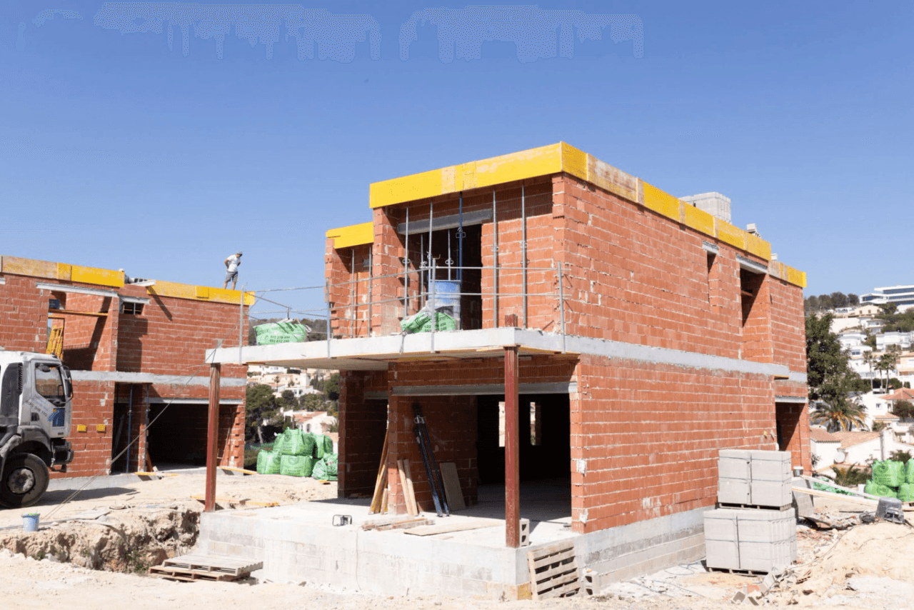 Nieuwe villa met privézwembad en open uitzicht in Calpe - Oplevering 2026