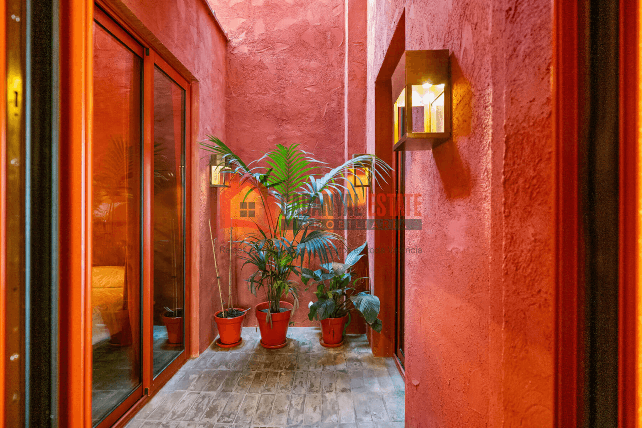 Diseño, historia y ubicación prime: joya reformada en el corazón del Cabanyal