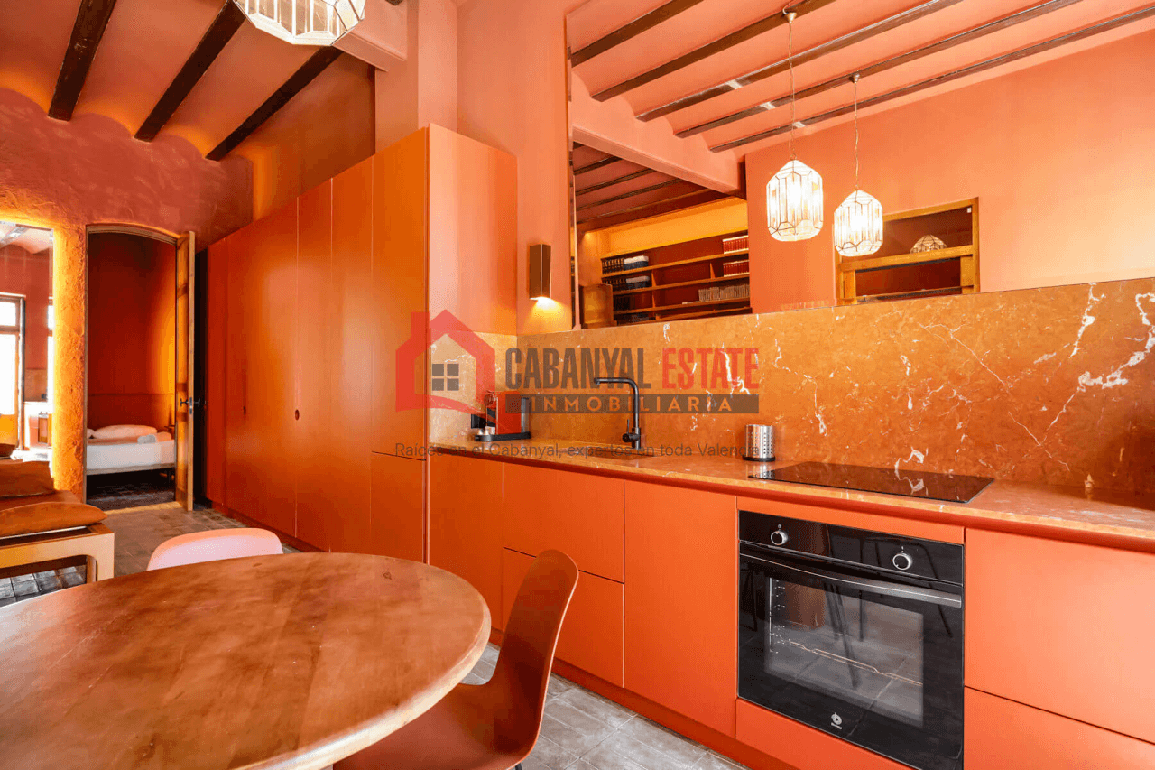 Diseño, historia y ubicación prime: joya reformada en el corazón del Cabanyal