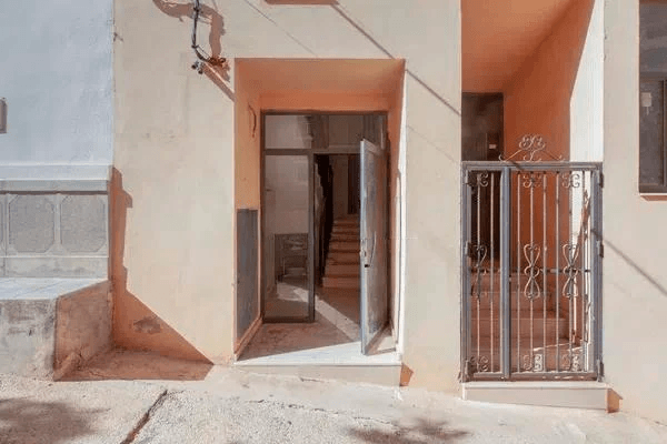 Exclusividad y amplitud en el corazón de Lliria. 130 m² útiles. Terraza y vistas.
