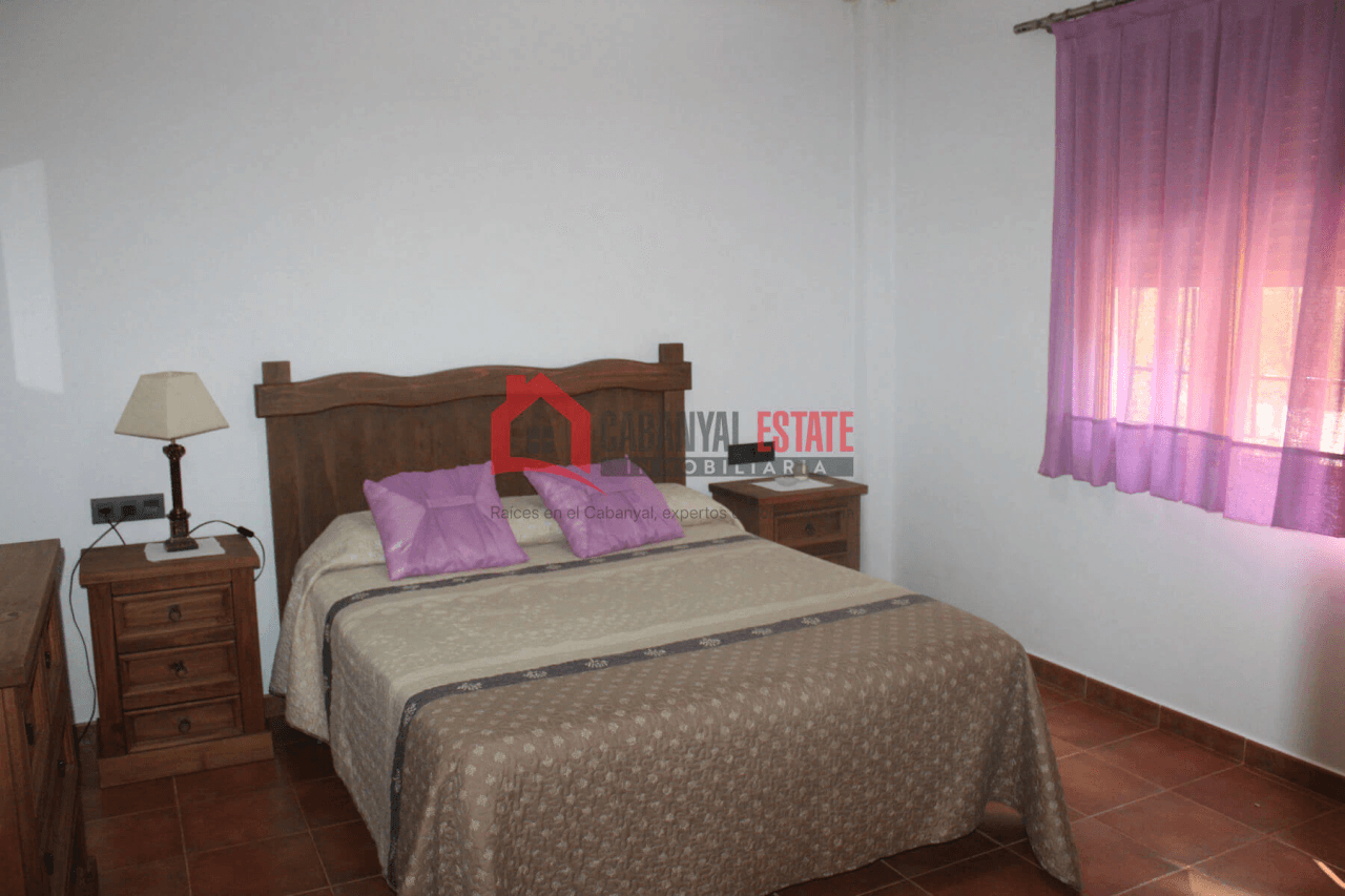 Encantadora finca rústica con chalet en Fuencaliente: Naturaleza, privacidad y confort