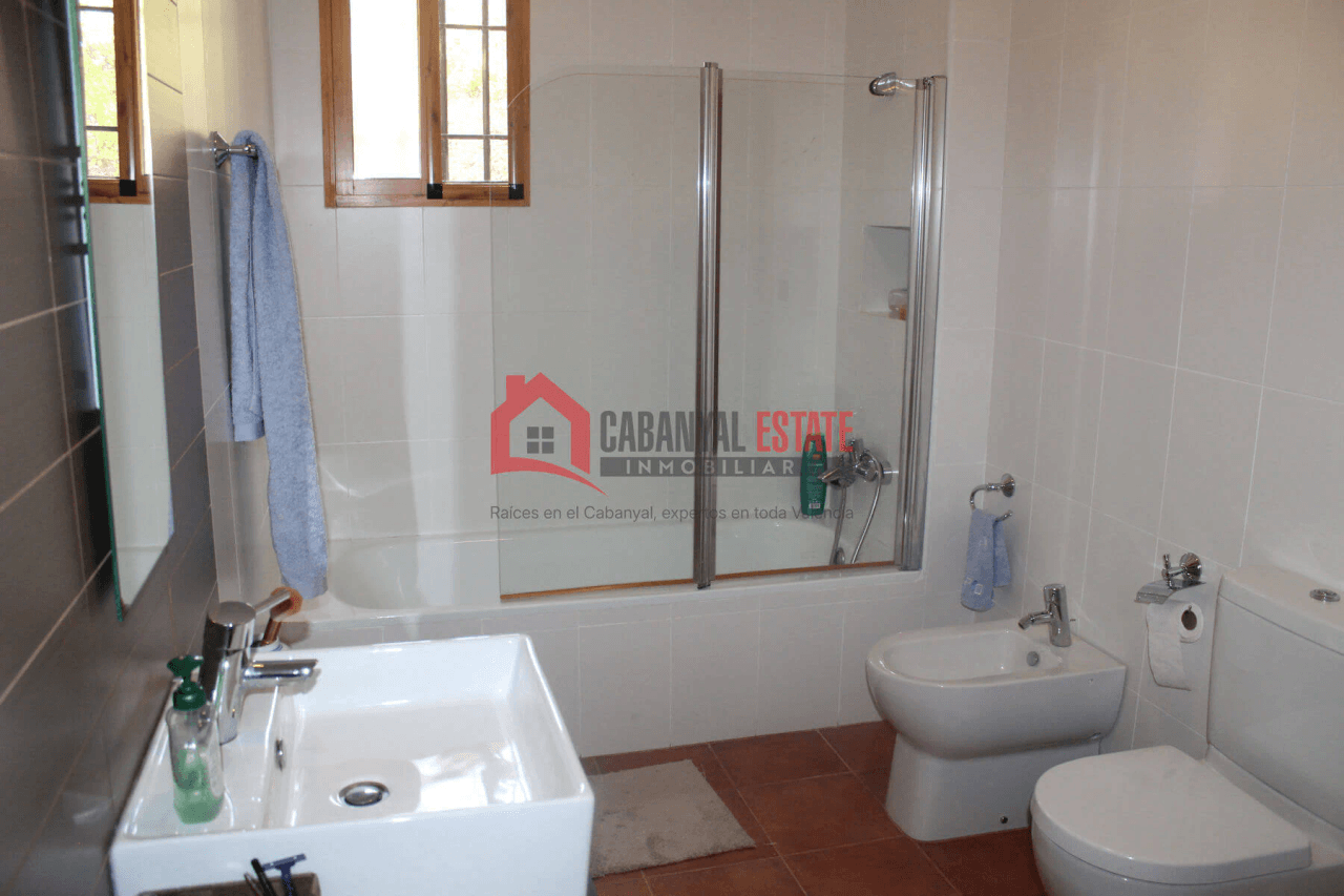 Encantadora finca rústica con chalet en Fuencaliente: Naturaleza, privacidad y confort