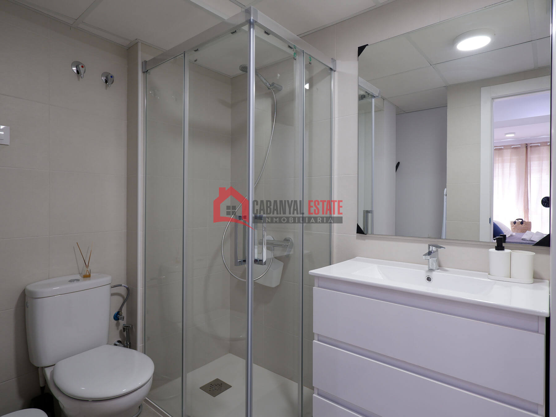 Temporary rental in the heart of El Cabanyal: style and functionality